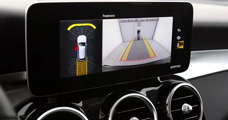 mercedes glc offerta interni telecamera parcheggio