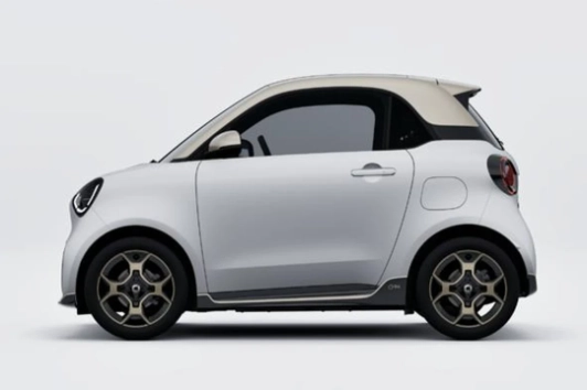 smart #2 Couture Edition Atelier White Matte con tetto Platinum Gold
