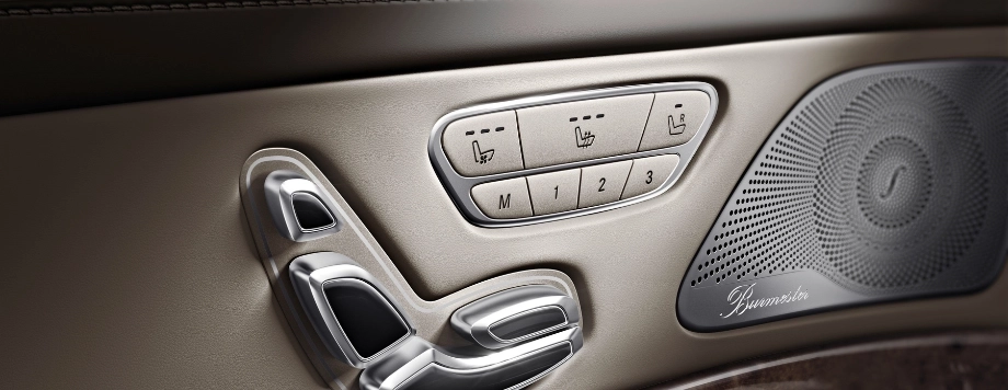  Mercedes-Benz Classe S e Burmester