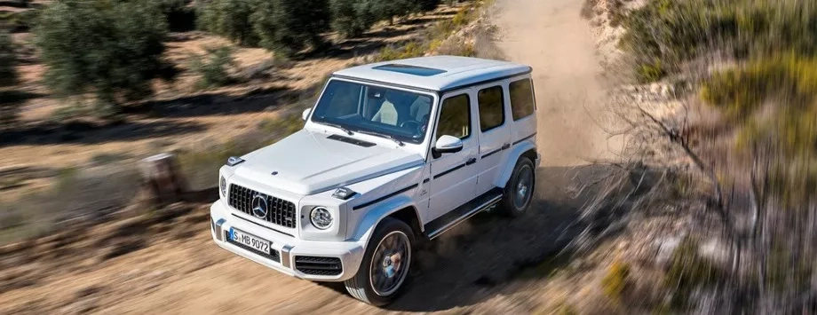 mercedes classe g amg bianca