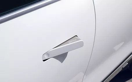 nuova smart suv elettrico maniglia a scomparsa