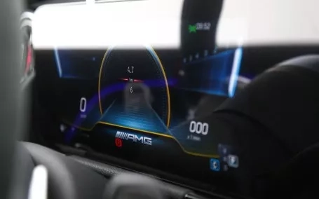 mercedes gla amg tecnologia display