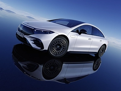 presentazione mercedes eqs