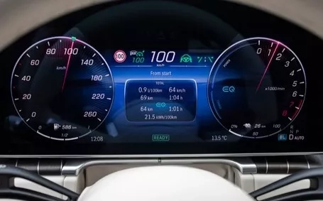 classe s berlina assistenza alla guida