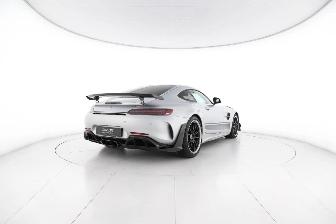 Mercedes-AMG GT R PRO, vista posteriore tre quarti
