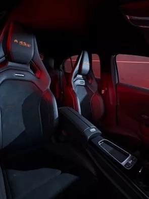 nuova mercedes classe a amg interni sedili