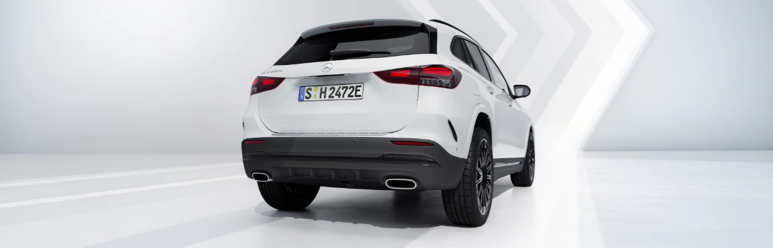 Mercedes GLA profilo laterale design SUV compatto