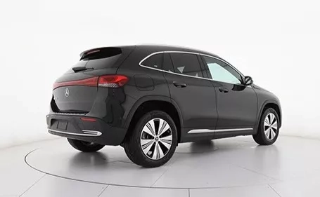 mercedes eqa in offera da trivellato vista posteriore