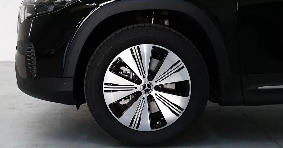 mercedes eqb offerta cerchio