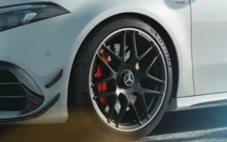 mercedes classe a 45 amg esterni freni