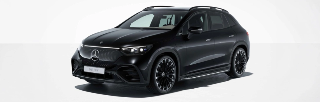 Mercedes EQE SUV elettrico lusso MBUX Hyperscreen autonomia 590 km