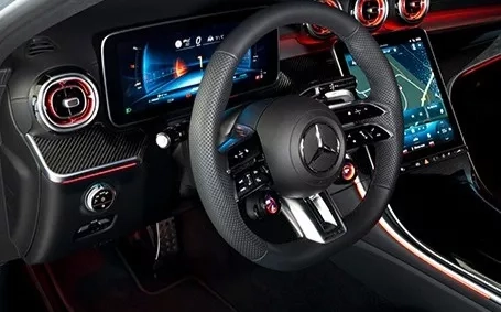 dettagli interni classe C SW AMG