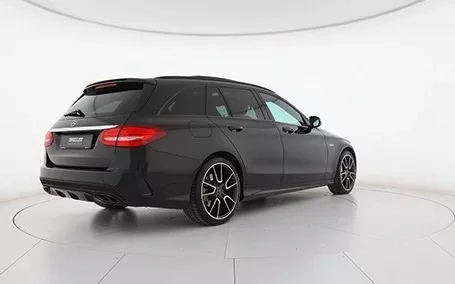 mercedes classe c amg station wagon nera usata vista posteriore