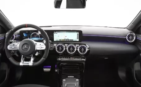 mercedes classe a amg 45 interni sedili