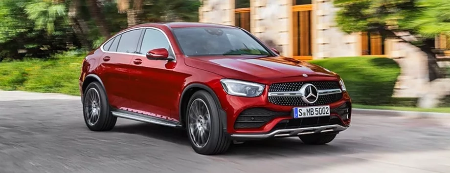 glc coupe rossa vista anteriore