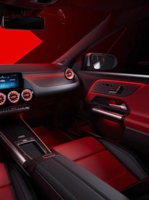 nuova gla restyling 2023 nuovo colore amg line