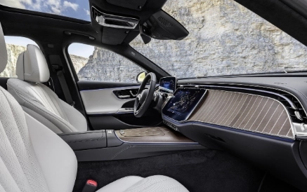 mercedes classe e all terrain interni volante