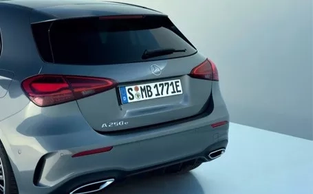 nuova classe a 2023 design posteriore