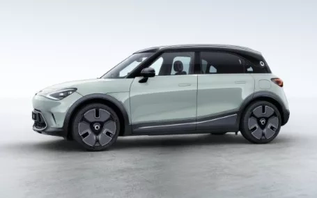 nuovo suv smart esterni verde