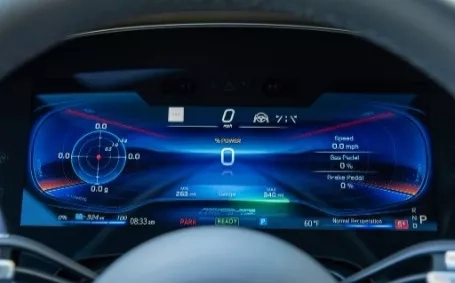 mercedes eqs amg display batteria e ricarica