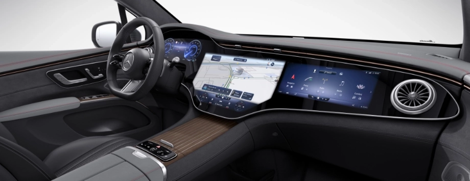 Mercedes EQS SUV MBUX Hyperscreen