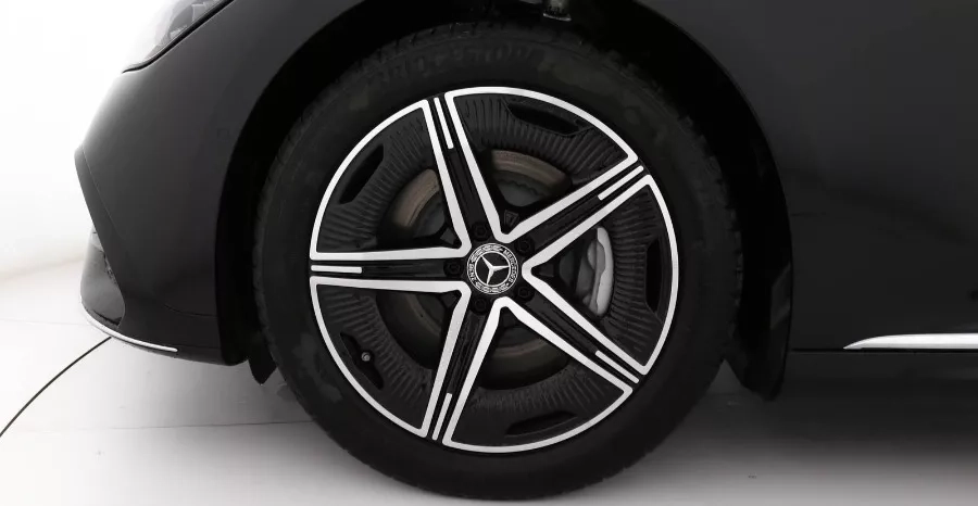 mercedes eqe in offerta vista cerchio