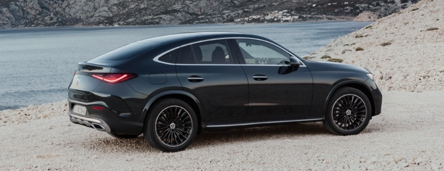 Design esterno di Mercedes GLC Coupé in versione AMG-line