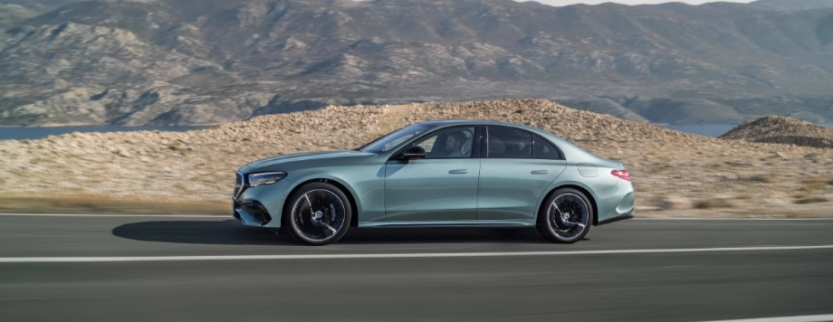 Nuova Mercedes Classe E vista laterale