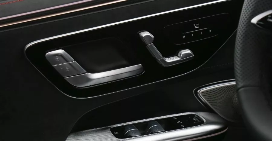 mercedes eqe in offerta dettaglio portiera interna