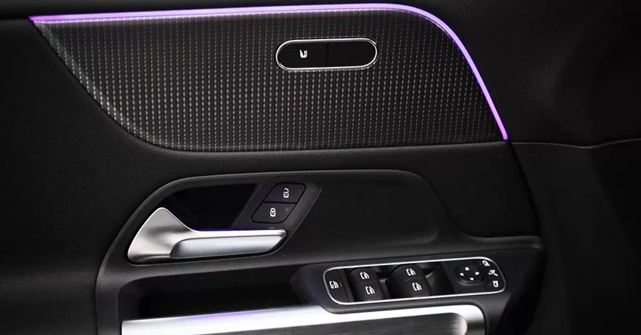 mercedes eqb offerta dettaglio portiera