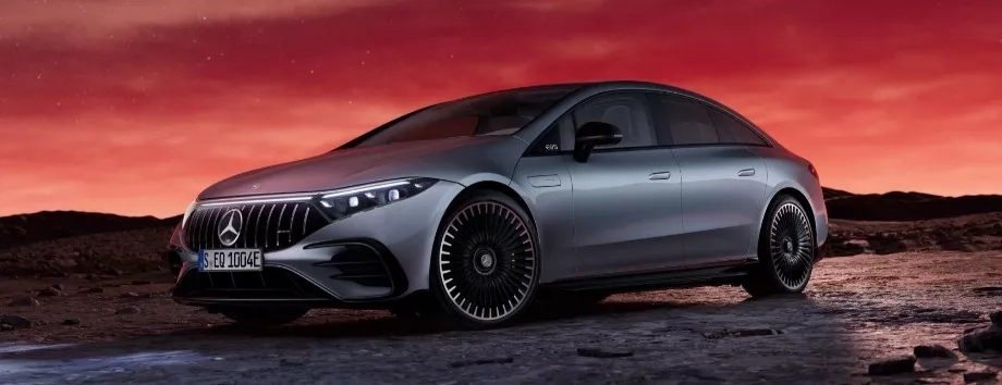 mercedes eqs amg grigia