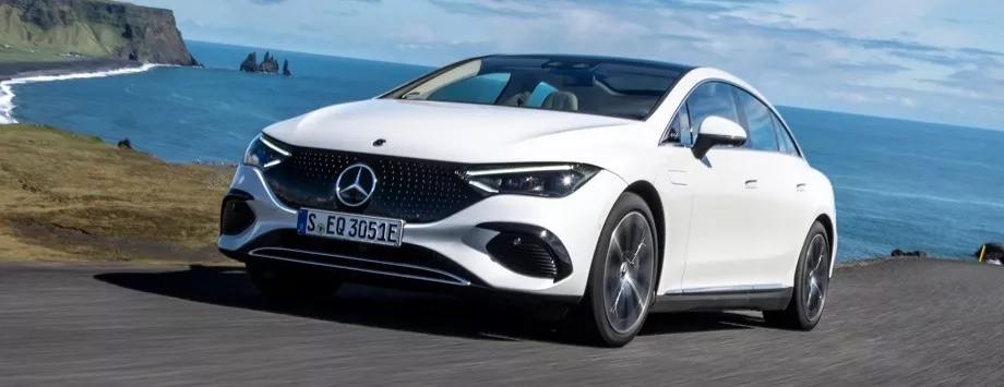 mercedes eqe bianca design esterno