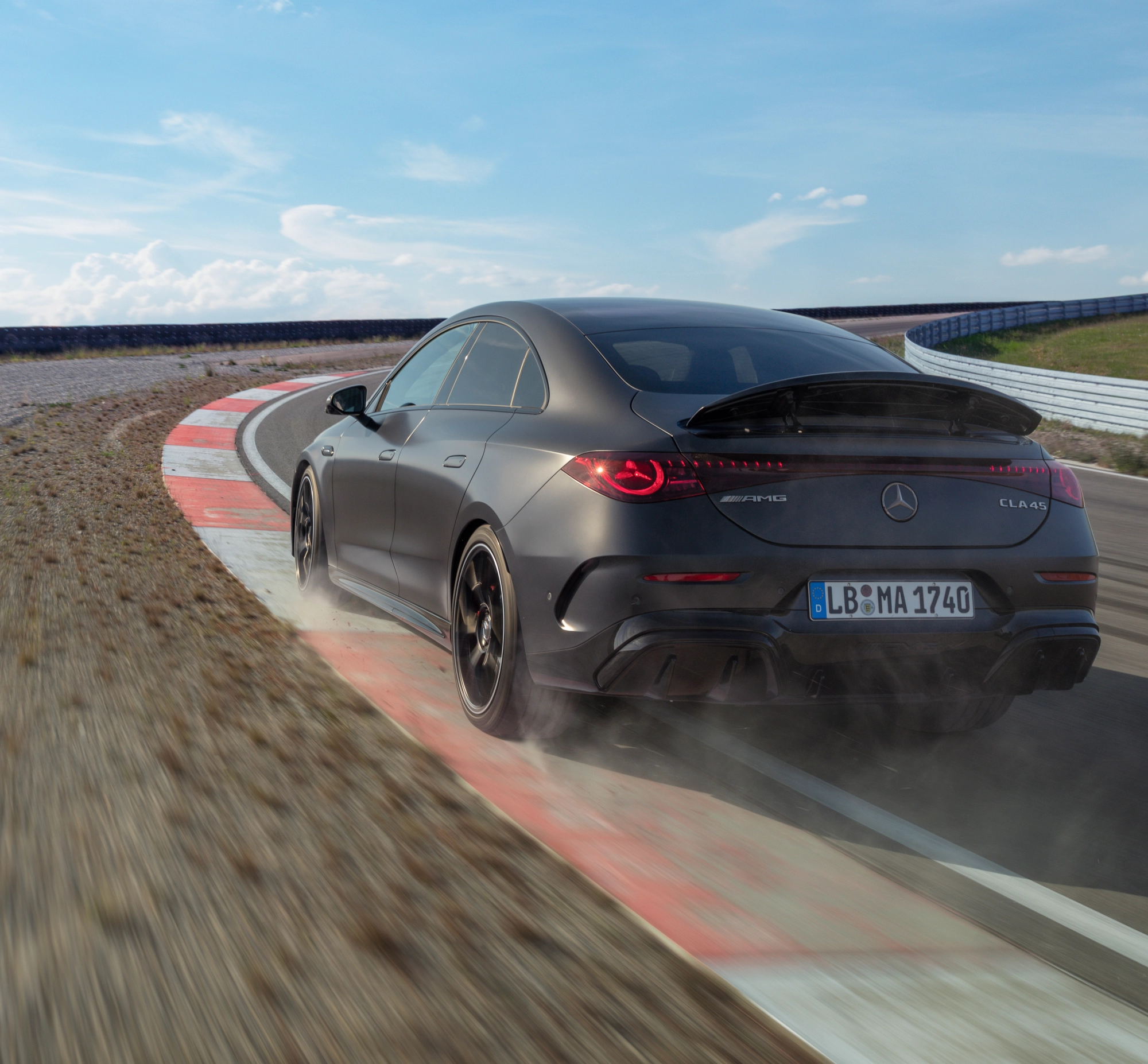 Mercedes-AMG CLA 45 4Matic+ elettrica: la Driving Performance cambia era
