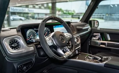 classe g amg magno heroes 2022 interni volante