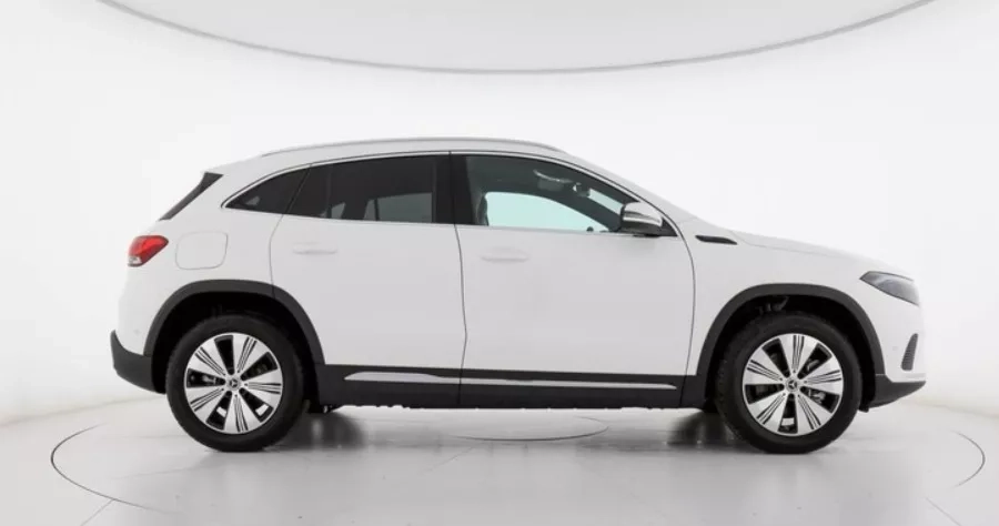 mercedes eqa offerta bianca vista laterale