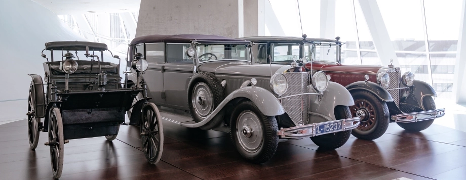 Daimler motor car 1892