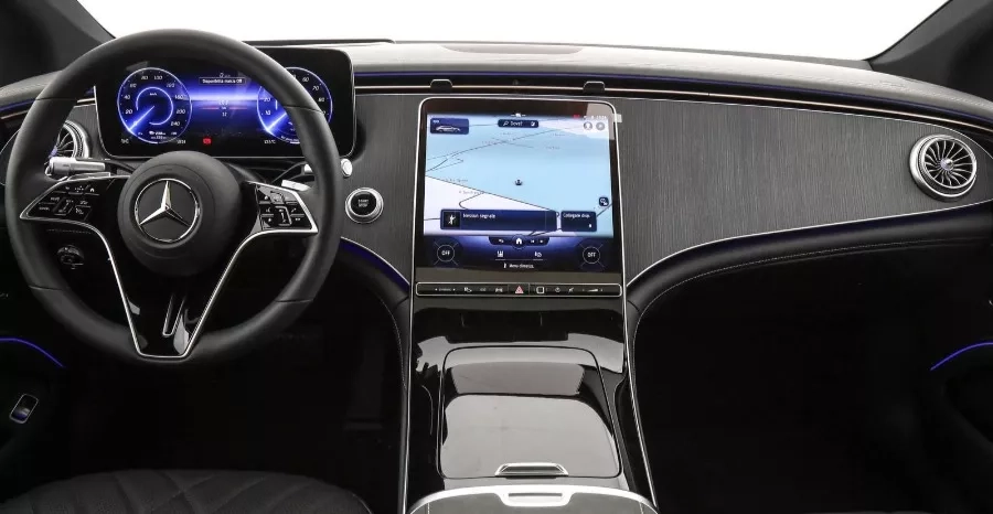 mercedes eqs offerta plancia