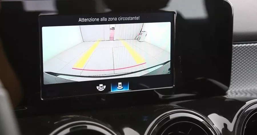 mercedes glb offerta telecamera posteriore