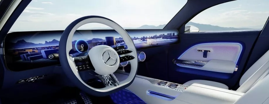 mercedes eqxx interni schermo