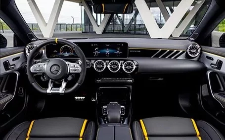 mercedes cla amg shooting brake interni sedili