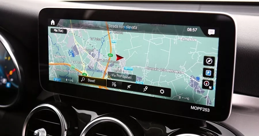 mercedes glc offerta interni display