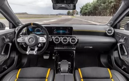 mercedes classe a amg 35 interni