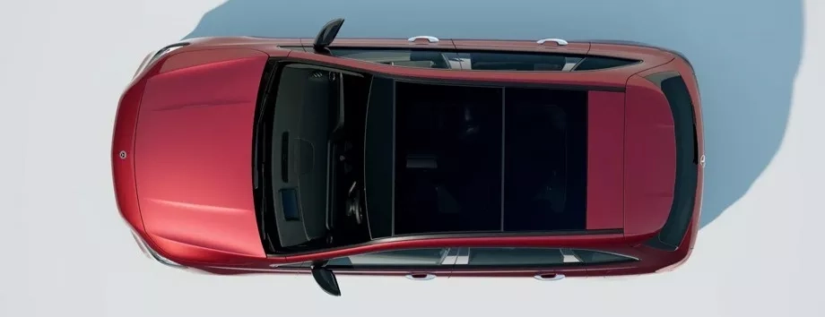 mercedes classe b ibrida vista dall'alto