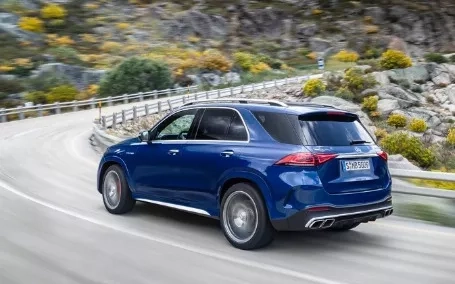 gle amg 63 esterni posteriore