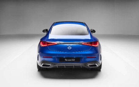 Fari posteriori dal design rinnovato per nuova Mercedes CLE Coupé