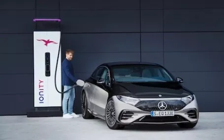 Ricarica con colonnina Ionity