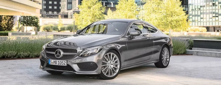 mercedes classe c coupe esterni frontale