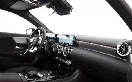 mercedes classe a amg 35 interni