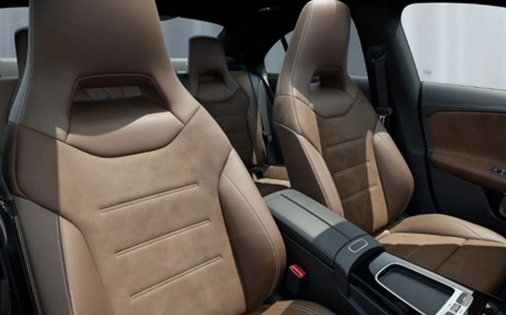 mercedes cla interni sedili