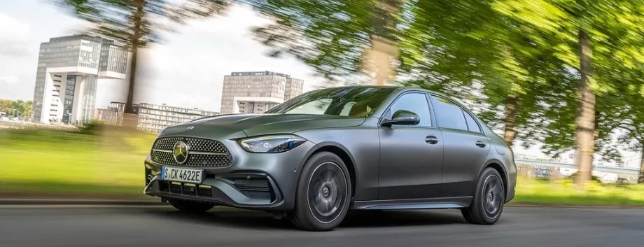 mercedes classe c esterni grigia